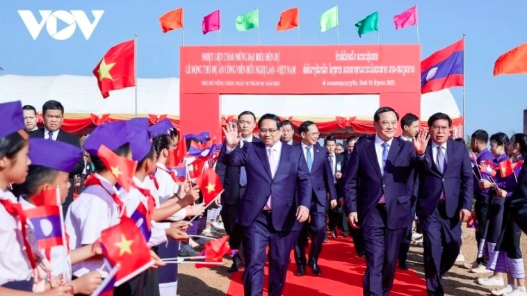 Vietnam and Laos break ground on friendship park symbolizing special ties